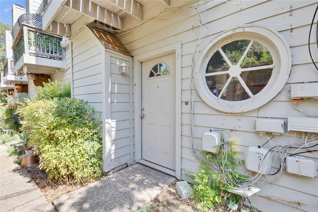 706 West Lynn Street - A