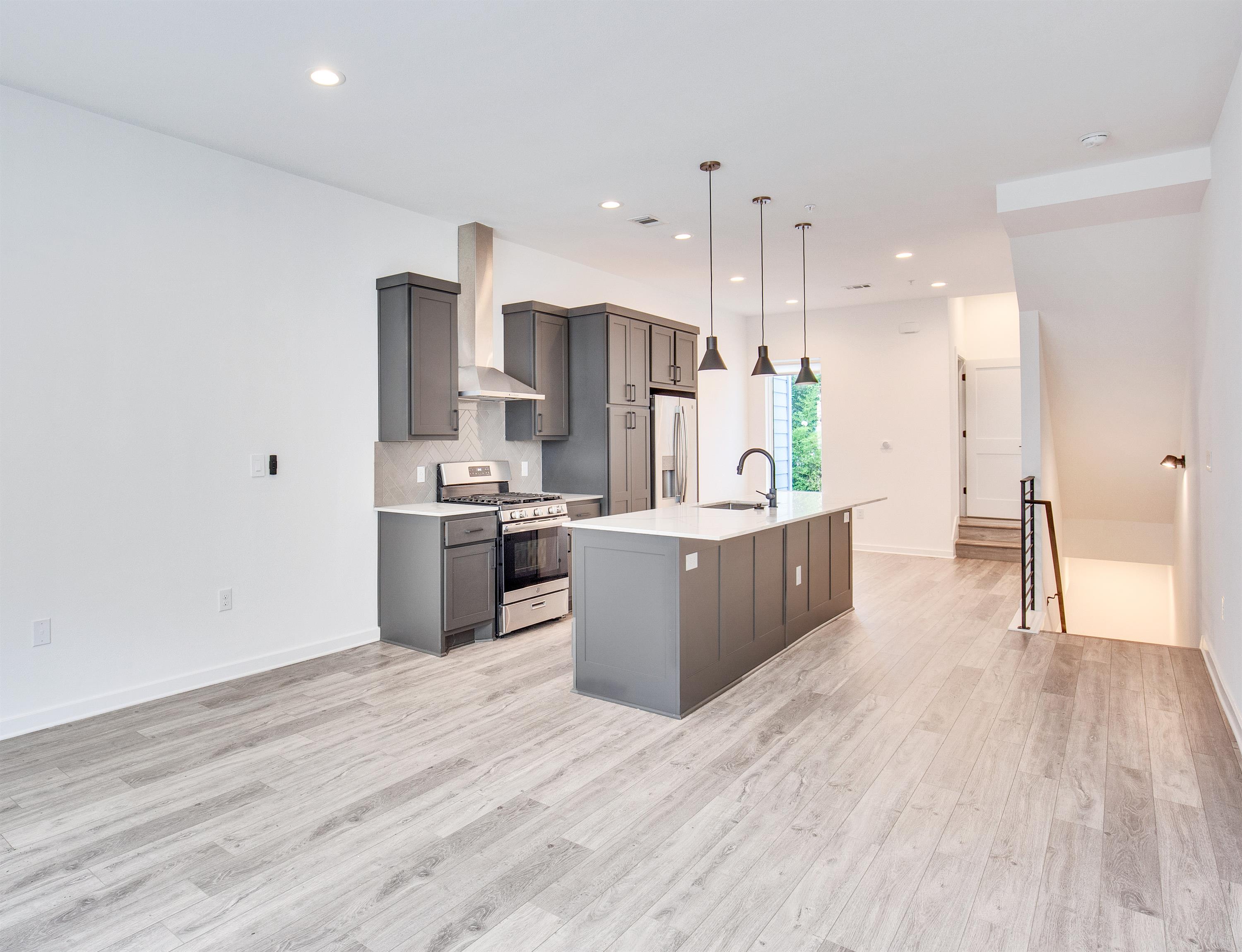 2804 S 1st St #1108