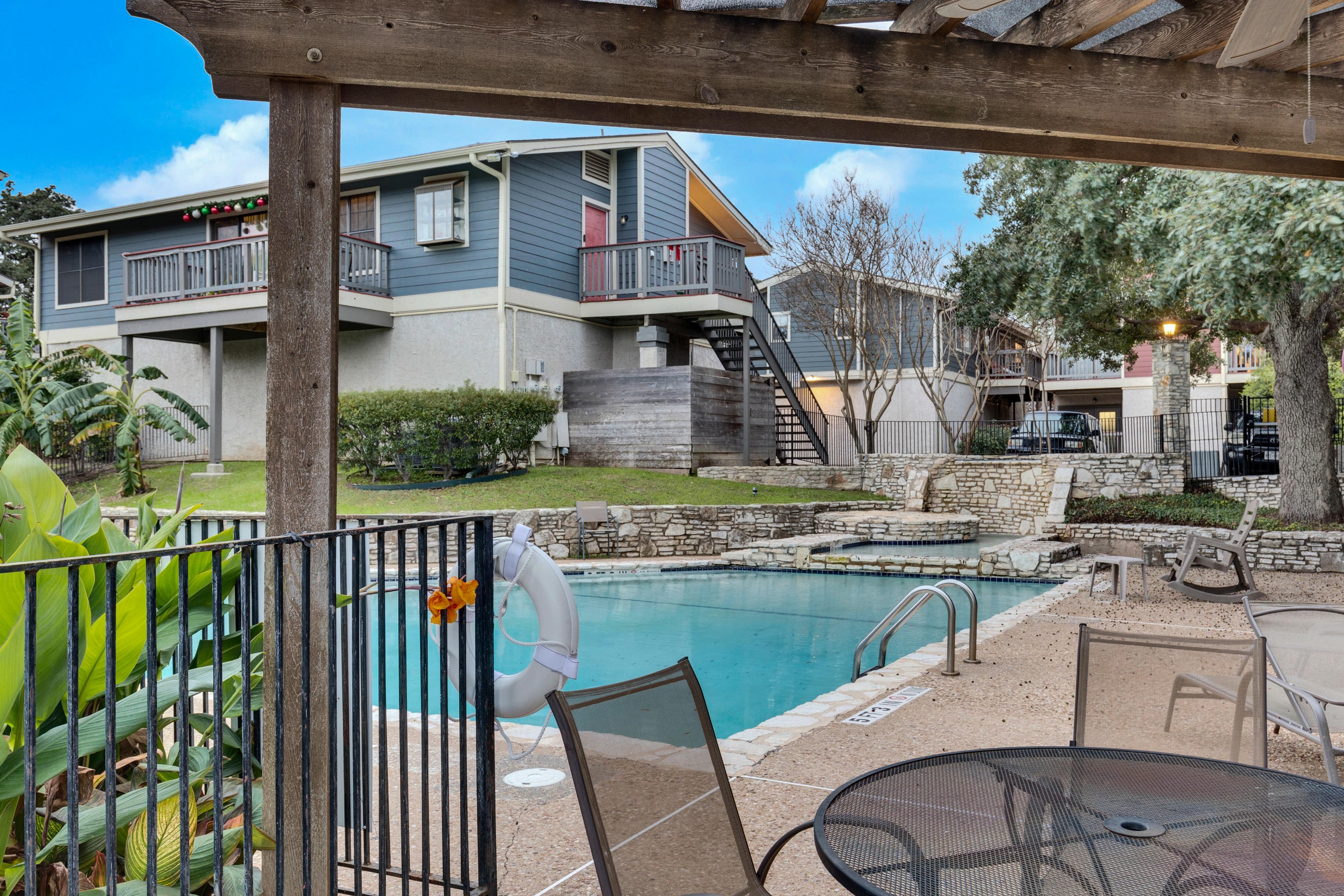 2215 Post Road #2006 - T2