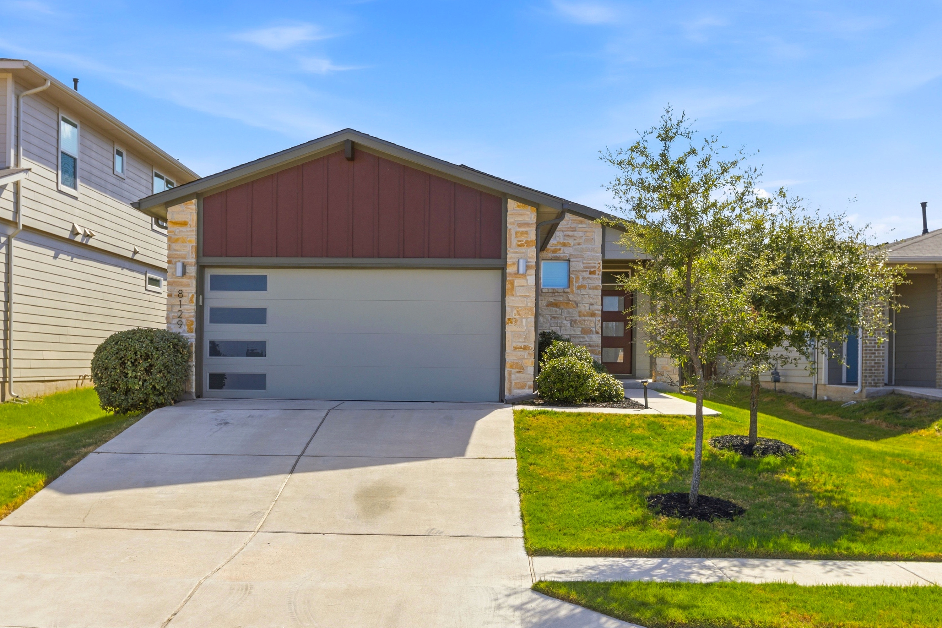 8129 Linnie Lane