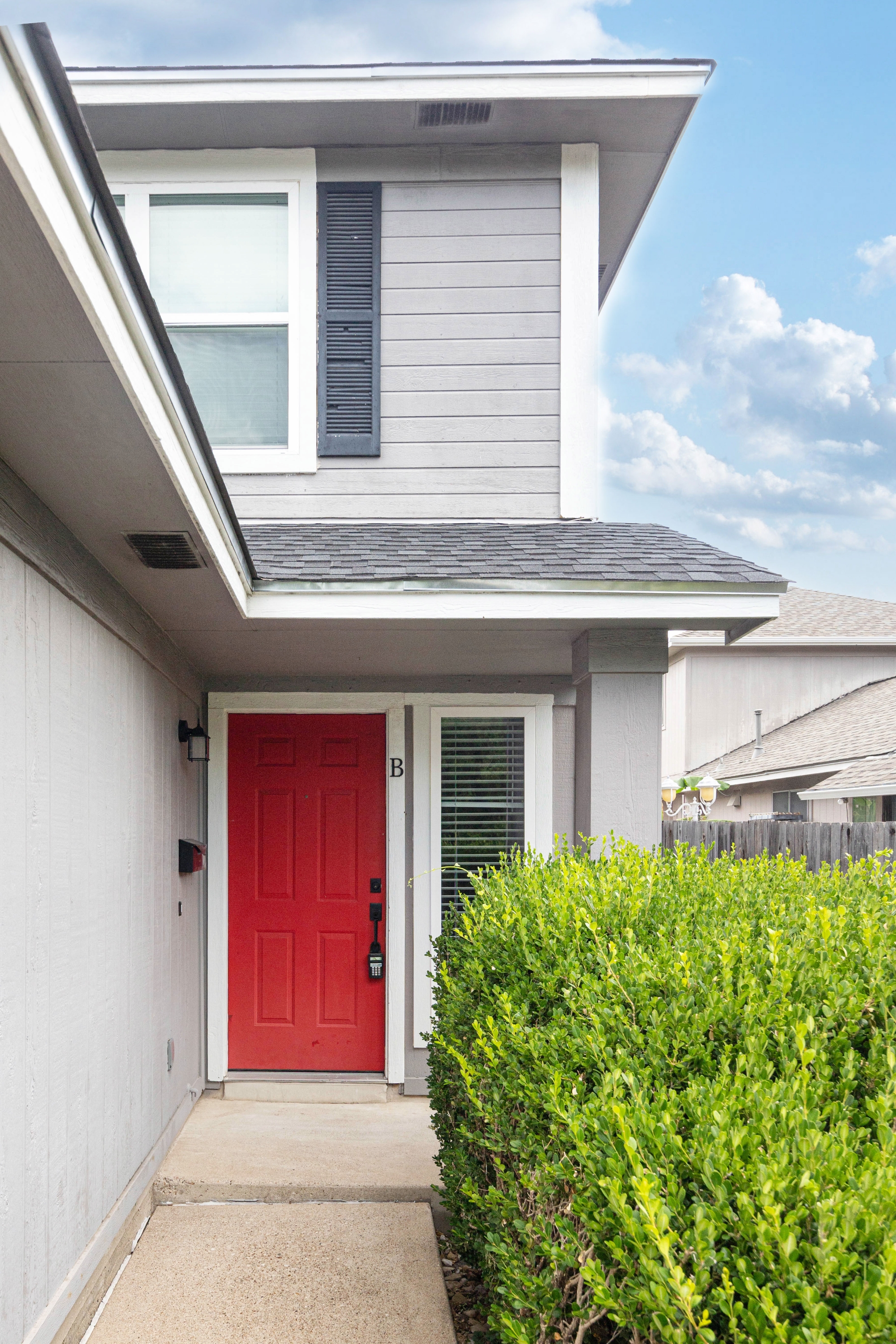 5303 Roosevelt Avenue - B