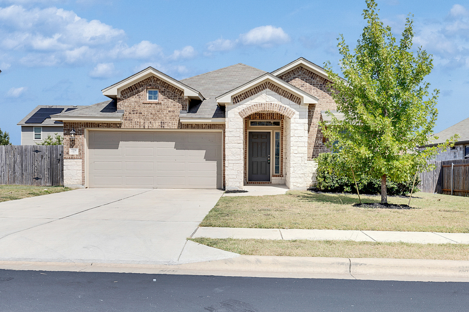 728 Manzano Lane