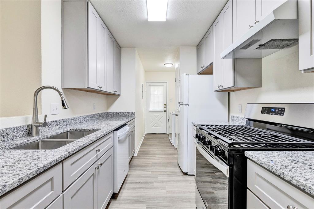 418 Parkhill Cv #418