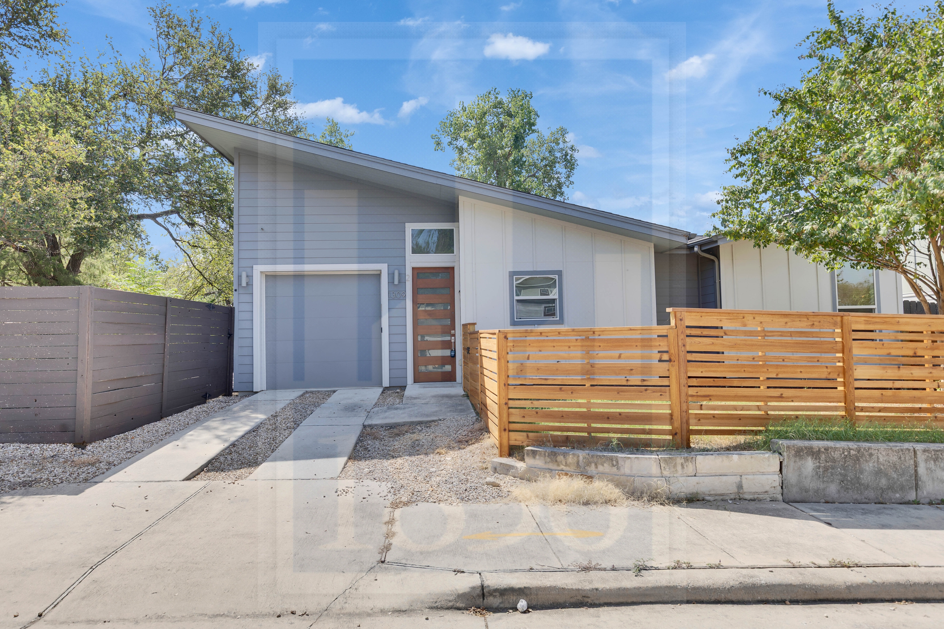 1309 Delano St, Unit #2