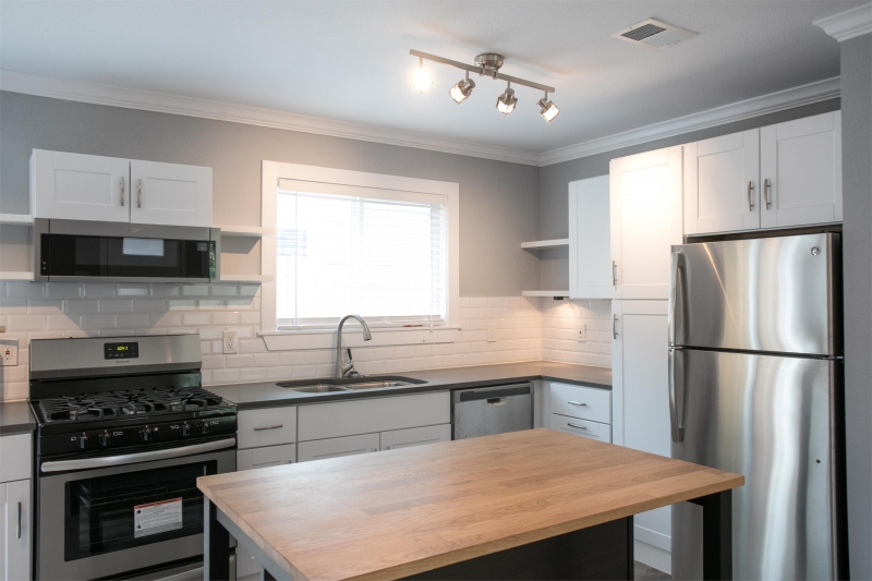 1103 Booker Ave Unit B