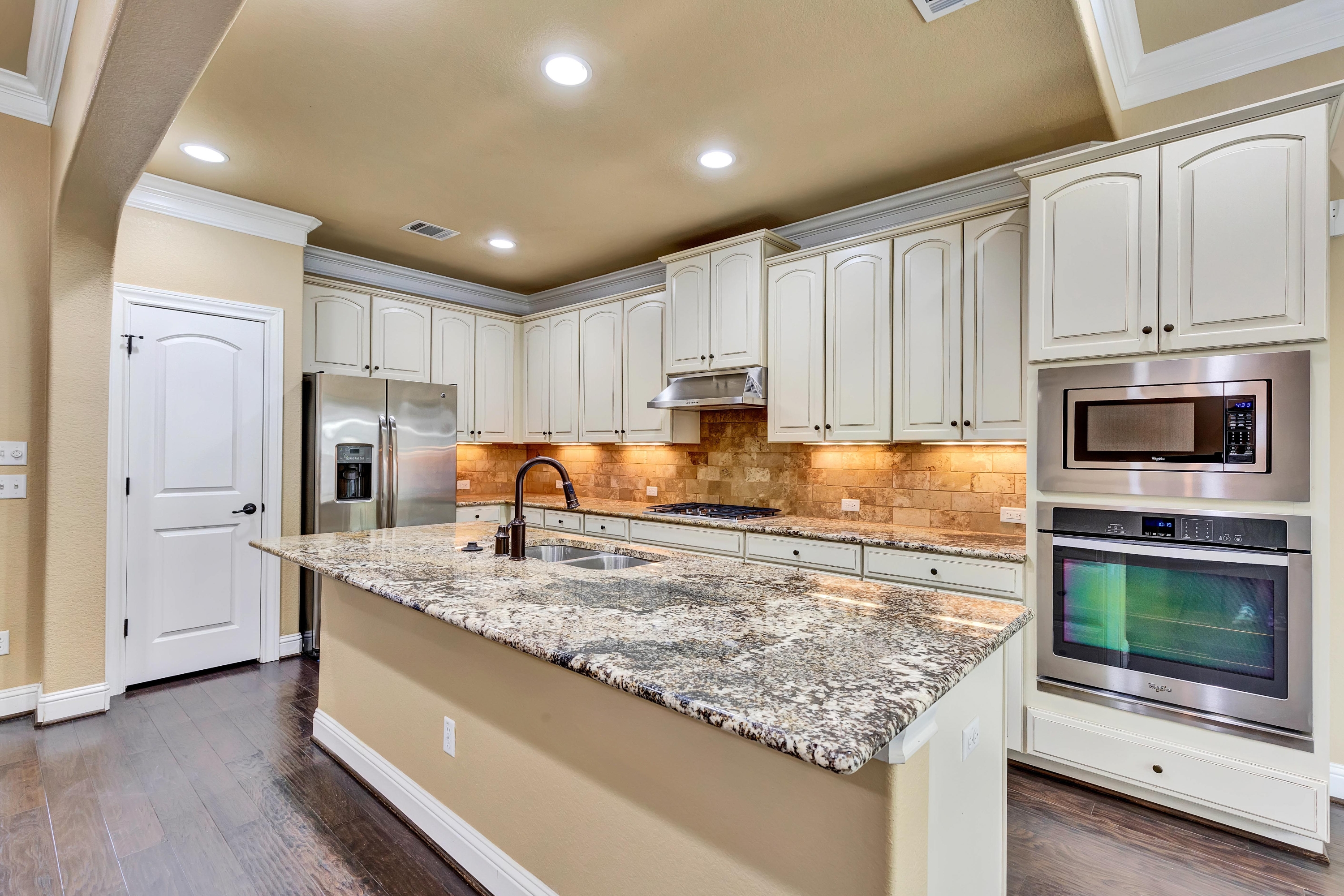 12024 Versante Circle