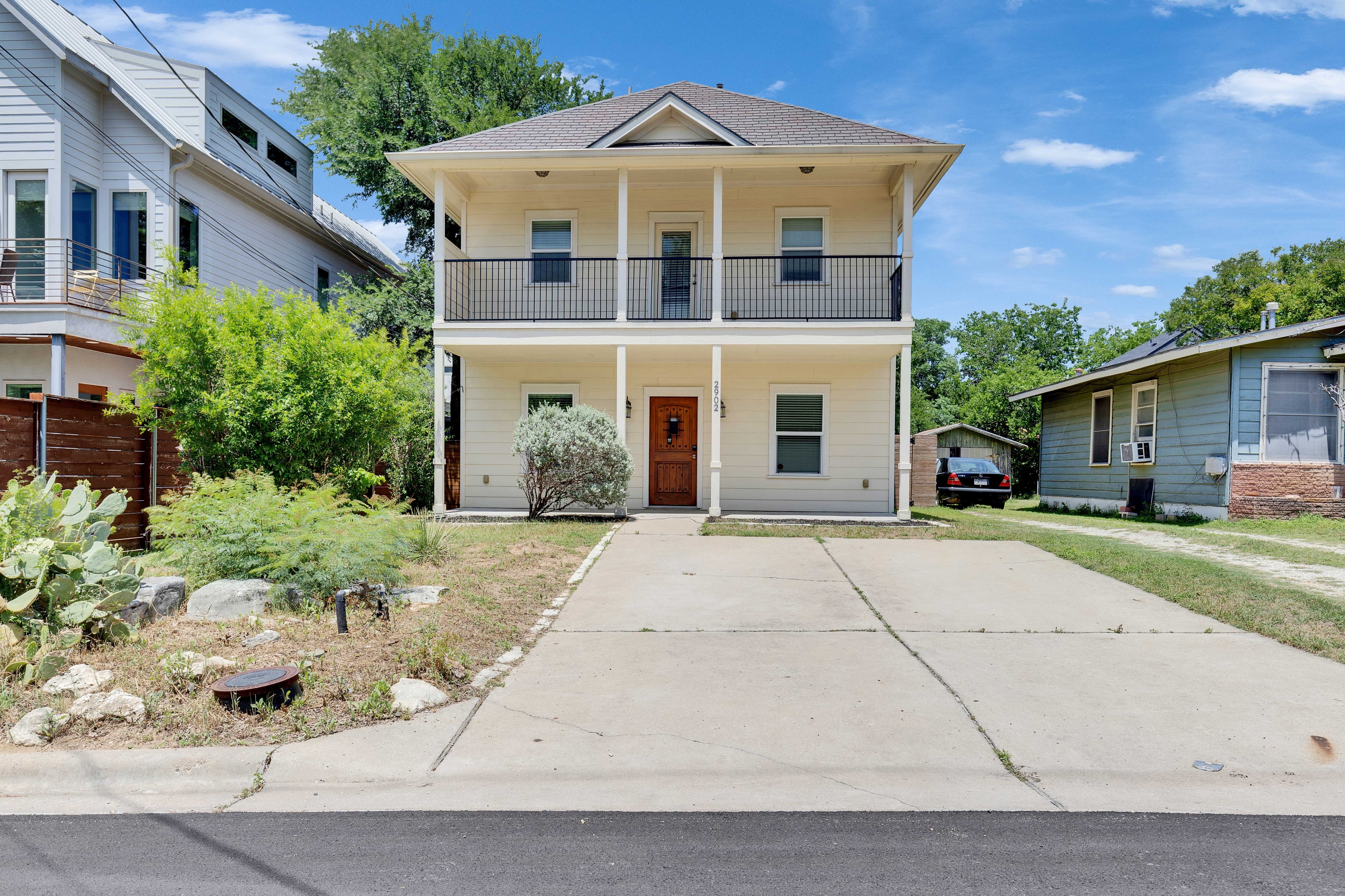 2902 East 13th Street