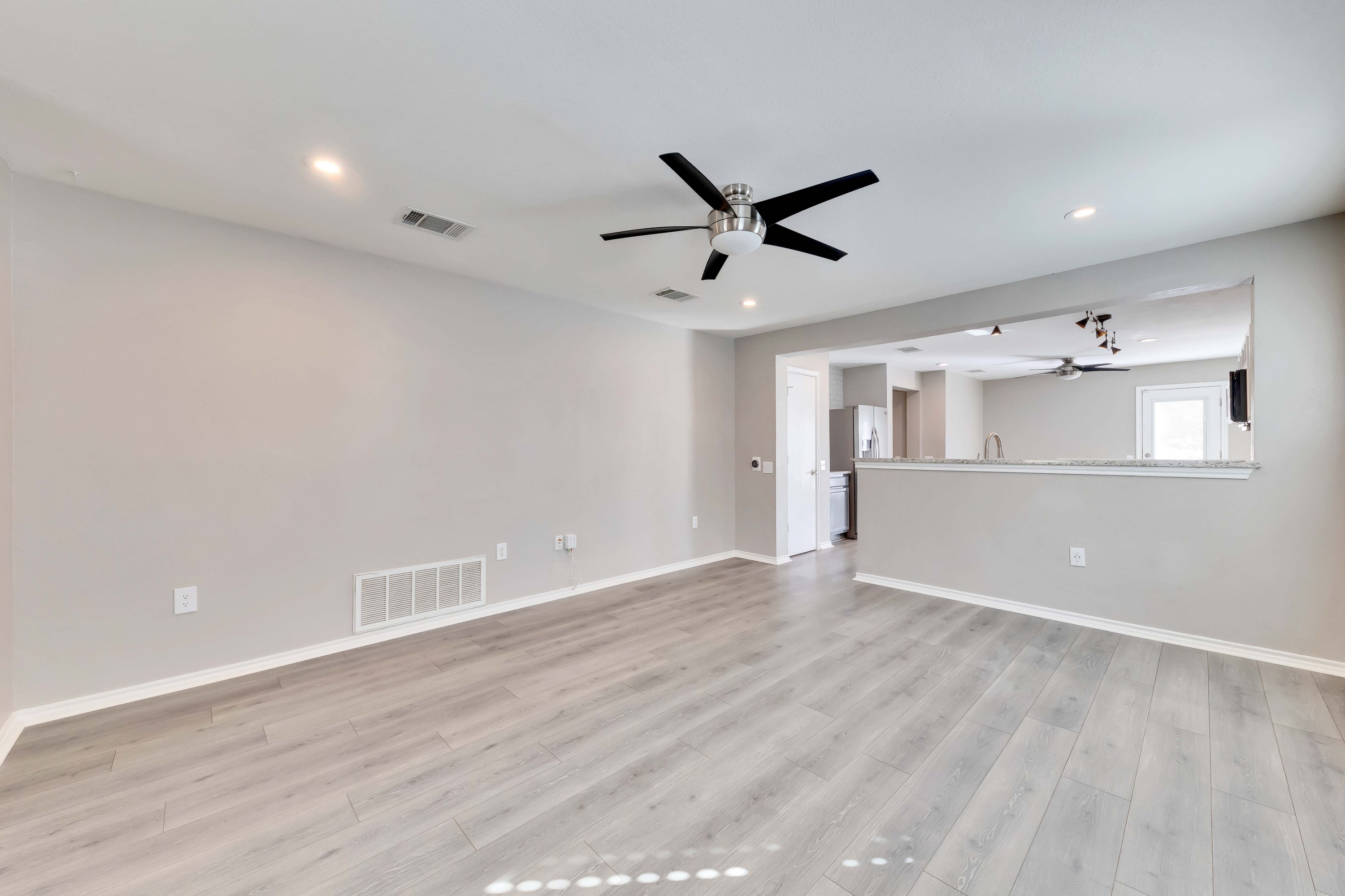 5609 Silver Screen Drive