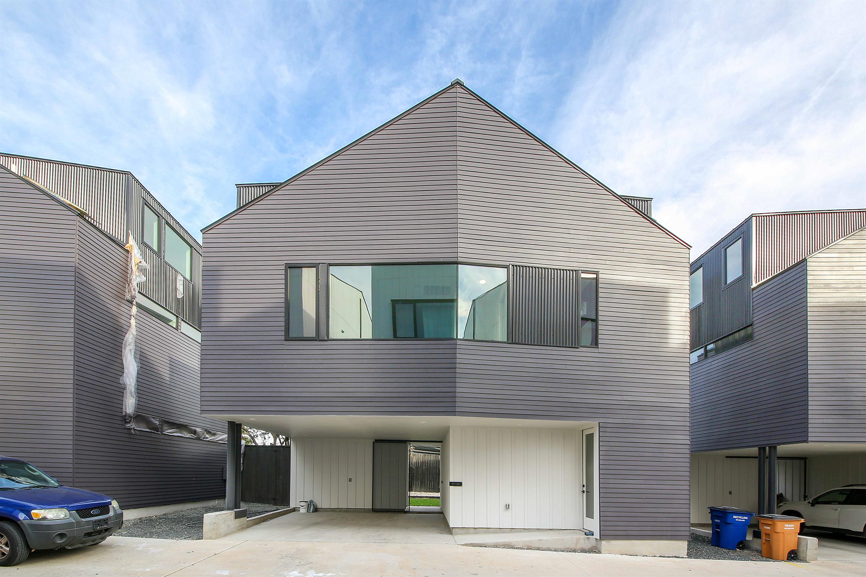 3406 East 17th Street Unit 15