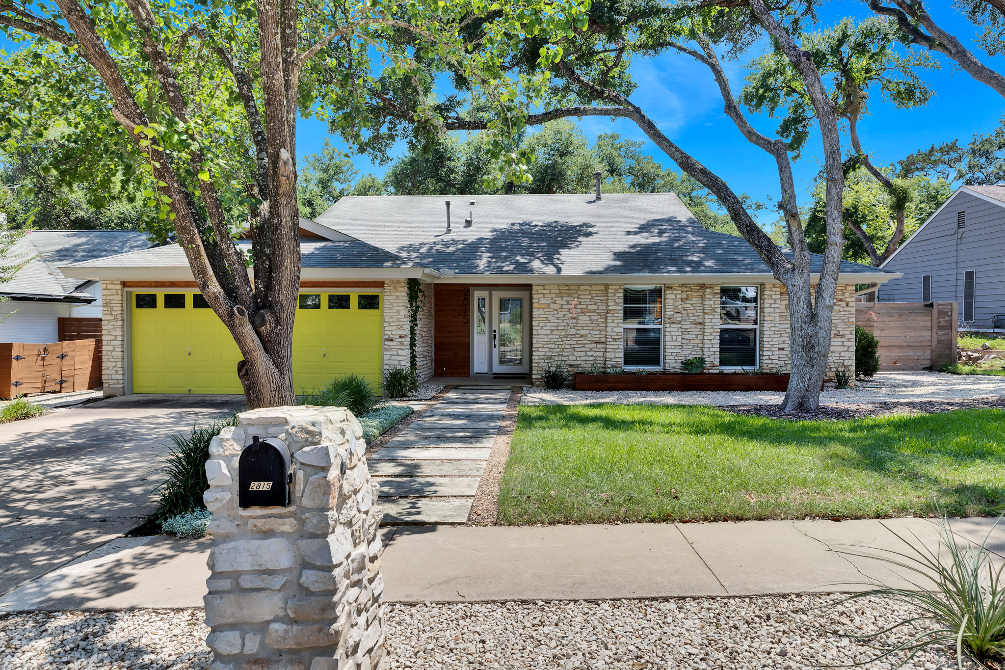 2815 Inridge Dr