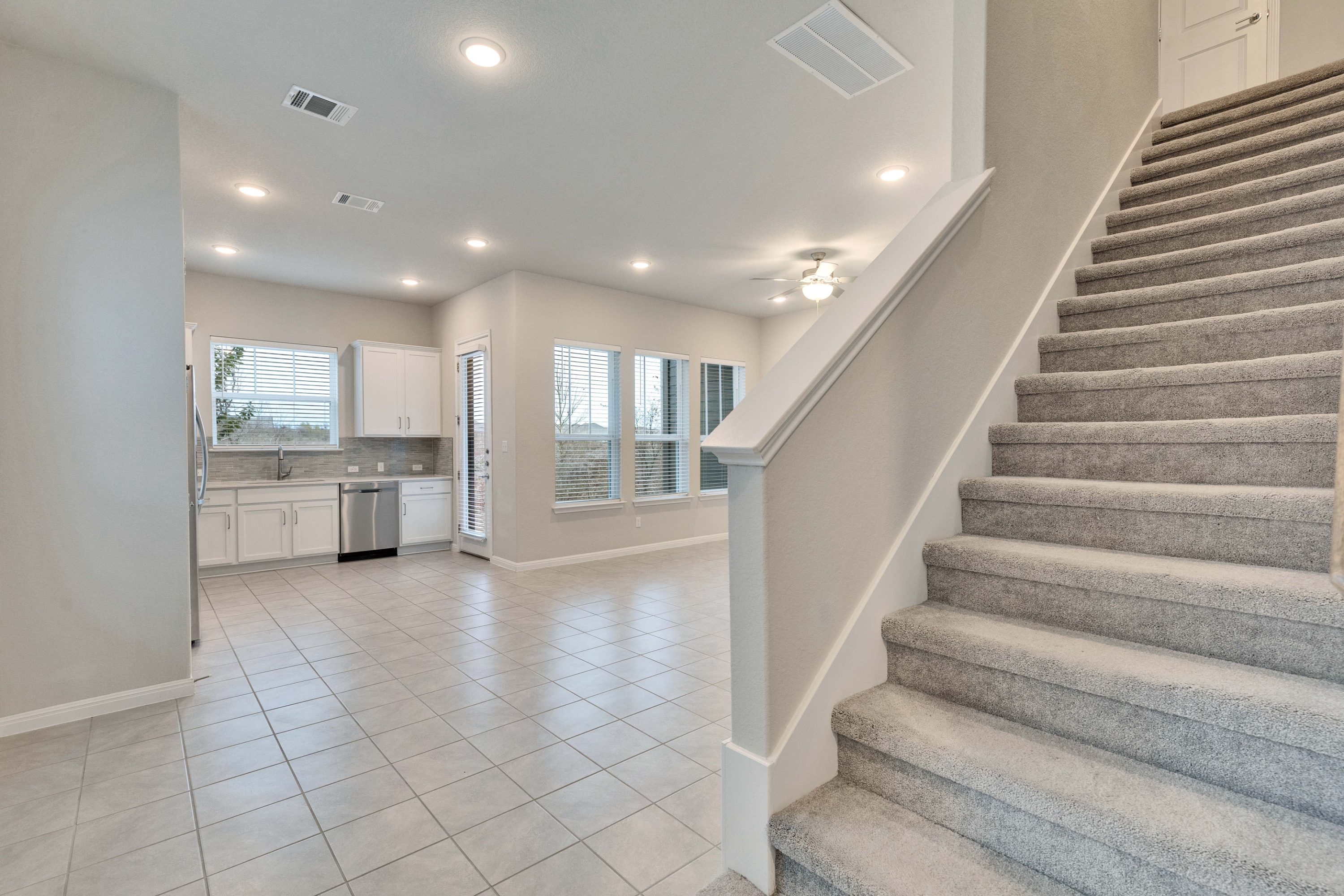1015 Vista View Dr #502